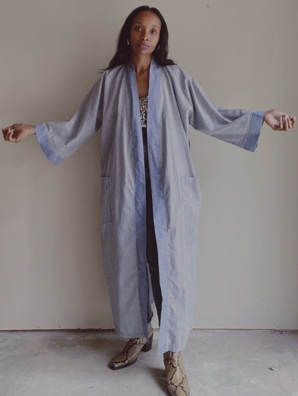 Christian Dior Blue Pinstripe Long Robe/ Duster Coat Cardigan No Belt O/S Cotton - Picture 4 of 11